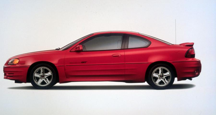  Pontiac Grand Am 1999 года  (фото 10 из 21)